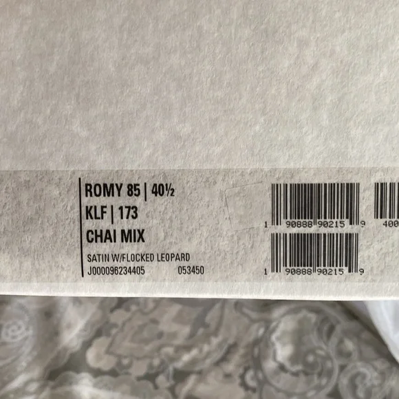 Jimmy Choo Romy 85 Satin Leopard Shoe - Picture 7 of 11